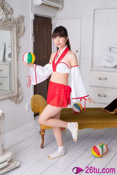 爱上傻子老总很烦